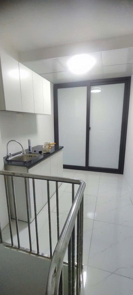 Bán nhà Yên Lãng - diện tích 7m2 4 tầng - Nhà 4 tầng chắc chắn, ngõ thoáng - giá 2,2 tỷ