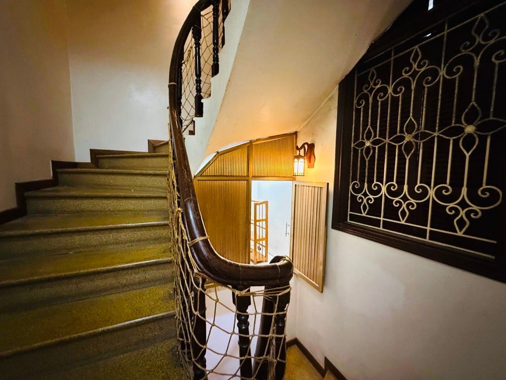 Bán nhà Đặng Trần Côn - diện tích 42.3m2 5 tầng - Nhà dân tự xây, mặt tiền rộng - giá 17,9 tỷ