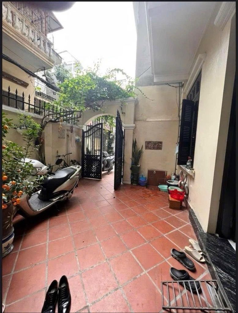 Bán nhà giáp nhị - diện tích 77m2 4 tầng - Lô góc - giá 22 tỷ