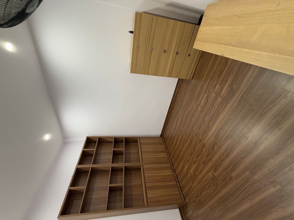 Bán nhà Tân Mai - diện tích 30m2 3 tầng - Ô TÔ TRÁNH - giá 6,1 tỷ