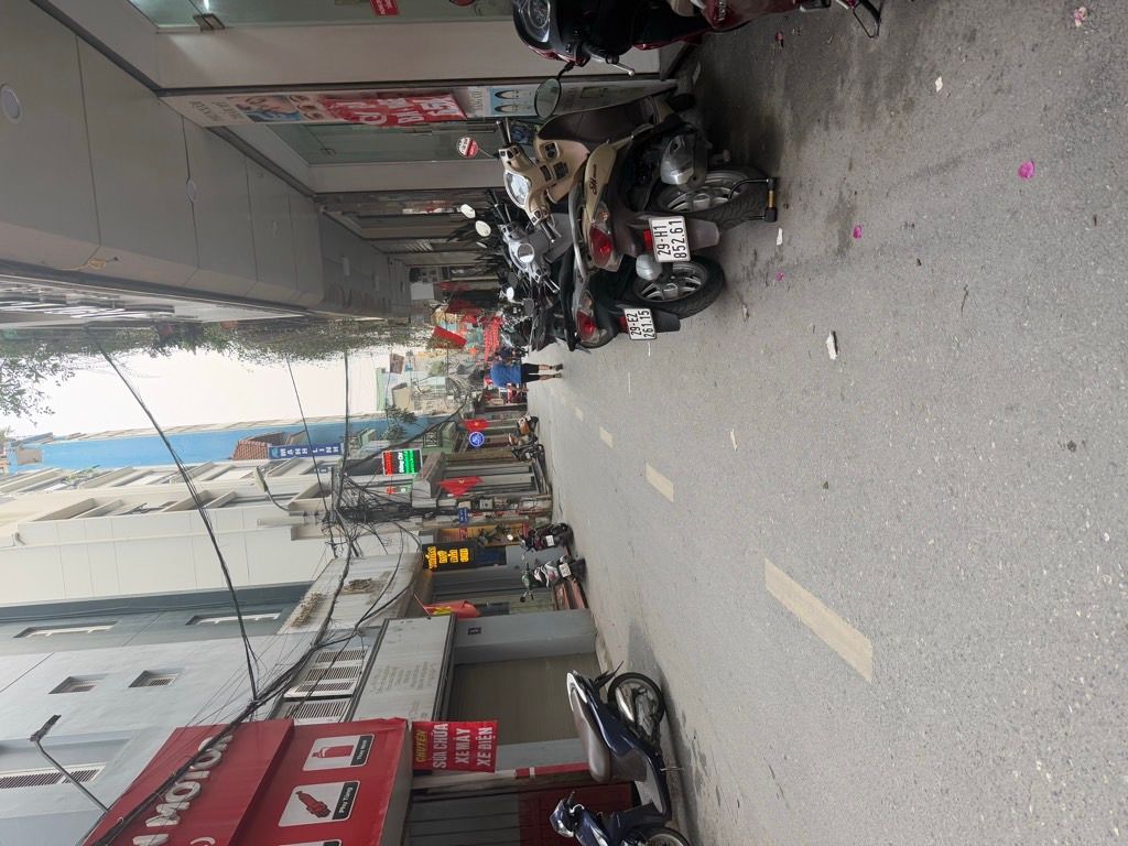 Bán nhà Tân Mai - diện tích 30m2 3 tầng - Ô TÔ TRÁNH - giá 6,1 tỷ