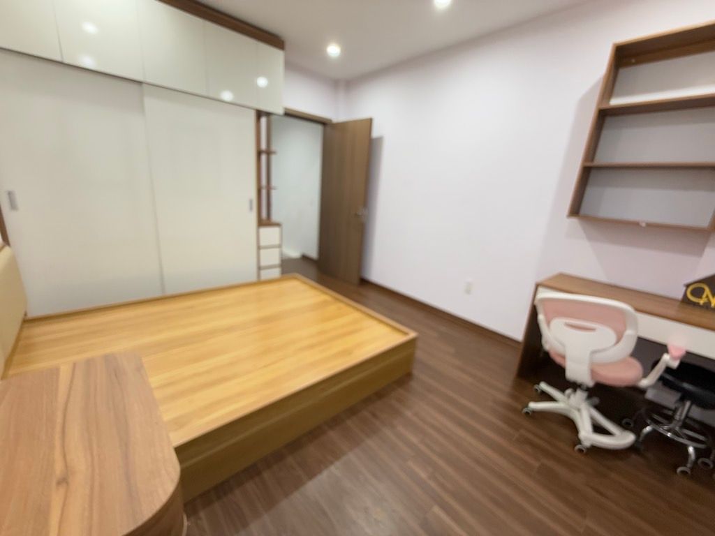 Bán nhà Tân Mai - diện tích 30m2 3 tầng - Ô TÔ TRÁNH - giá 6,1 tỷ