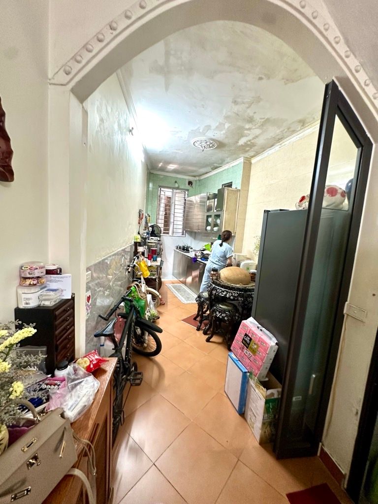 Bán nhà Minh Khai - diện tích 32m2 4 tầng - Ô tô tránh - giá 7,5 tỷ