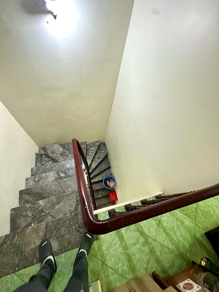 Bán nhà Minh Khai - diện tích 32m2 4 tầng - Ô tô tránh - giá 7,5 tỷ