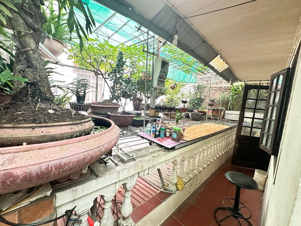 Bán nhà Tam Trinh - diện tích 78.4m2 3 tầng - Ô tô đỗ cách nhà 30m - giá 20 tỷ