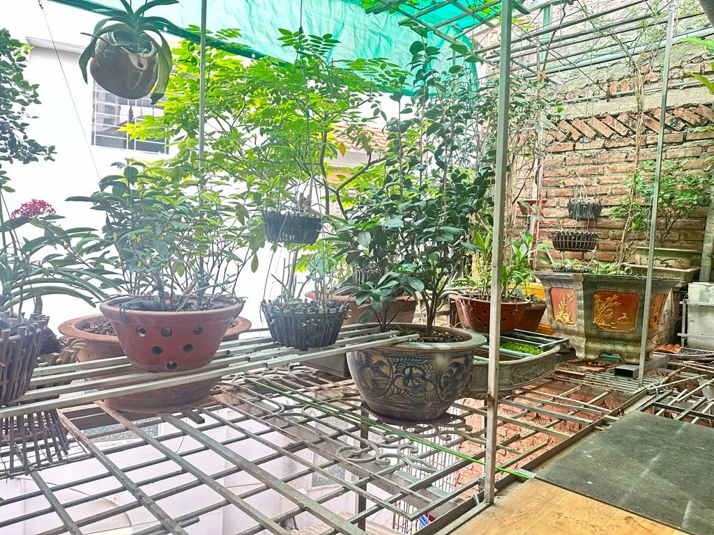 Bán nhà Tam Trinh - diện tích 78.4m2 3 tầng - Ô tô đỗ cách nhà 30m - giá 20 tỷ