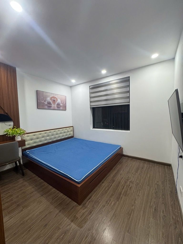 Bán nhà Đại Từ - diện tích 102m2 9 tầng - Căn hộ CC Eco Lake View - giá 9,4 tỷ