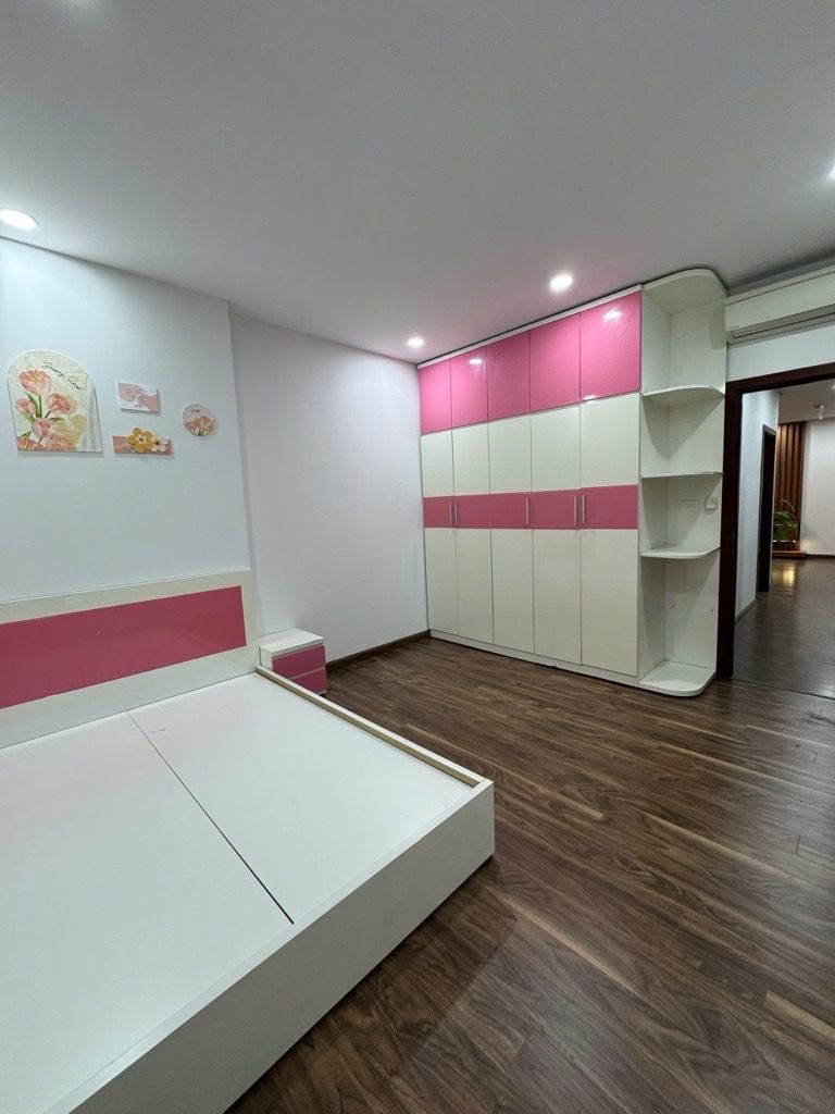 Bán nhà Đại Từ - diện tích 102m2 9 tầng - Căn hộ CC Eco Lake View - giá 9,4 tỷ