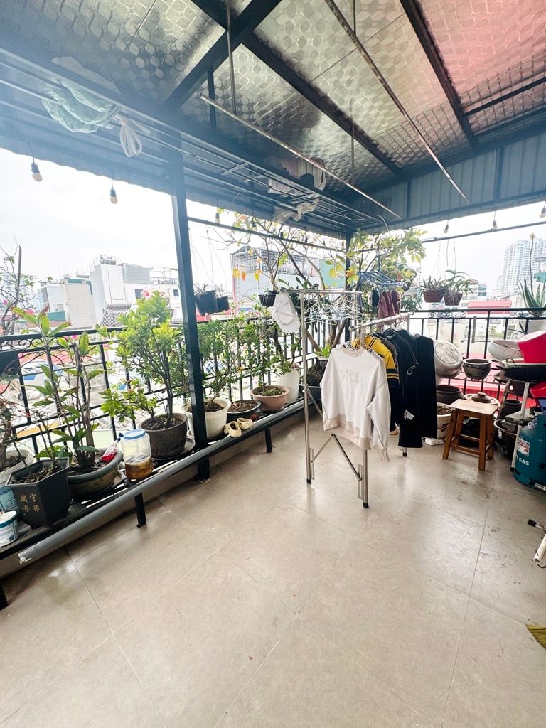 Bán nhà Thái Thịnh - diện tích 35,5m2 3 tầng - Ô TÔ QUA NHÀ - giá 23 tỷ