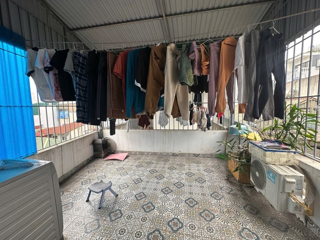 Bán nhà Trương Định - diện tích 50m2 5 tầng - ô tô tránh - giá 9,6 tỷ