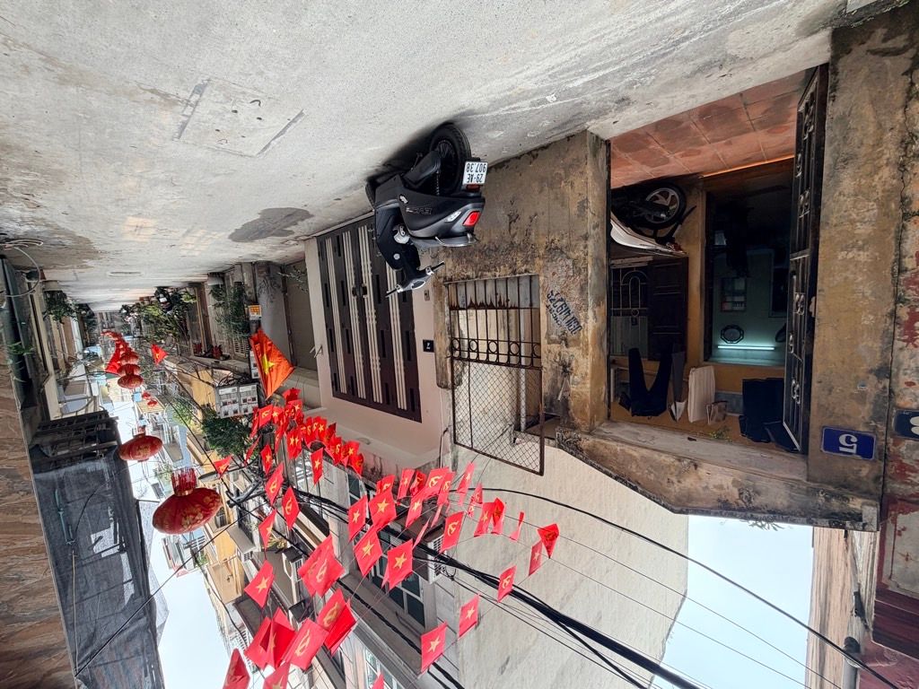 Bán nhà Nguyễn văn Trỗi - diện tích 45m2 1 tầng - ô tô đỗ cửa - giá 15,15 tỷ