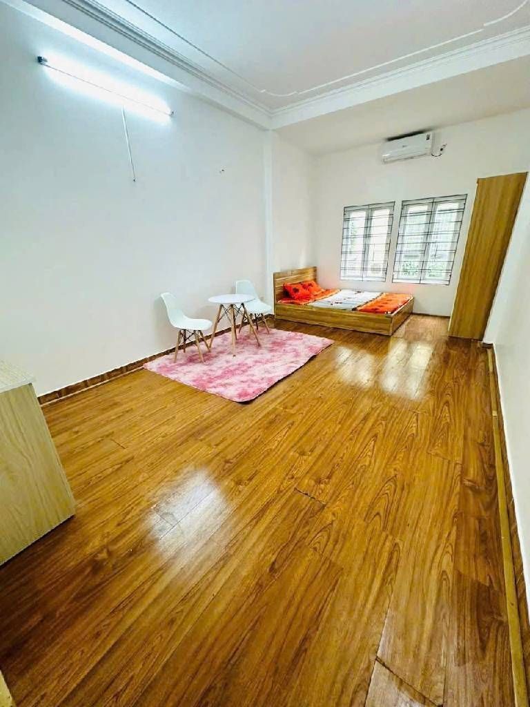 Bán nhà Tân Mai - diện tích 71m2 6 tầng - Ô Tô Đỗ Cửa - giá 20,9 tỷ