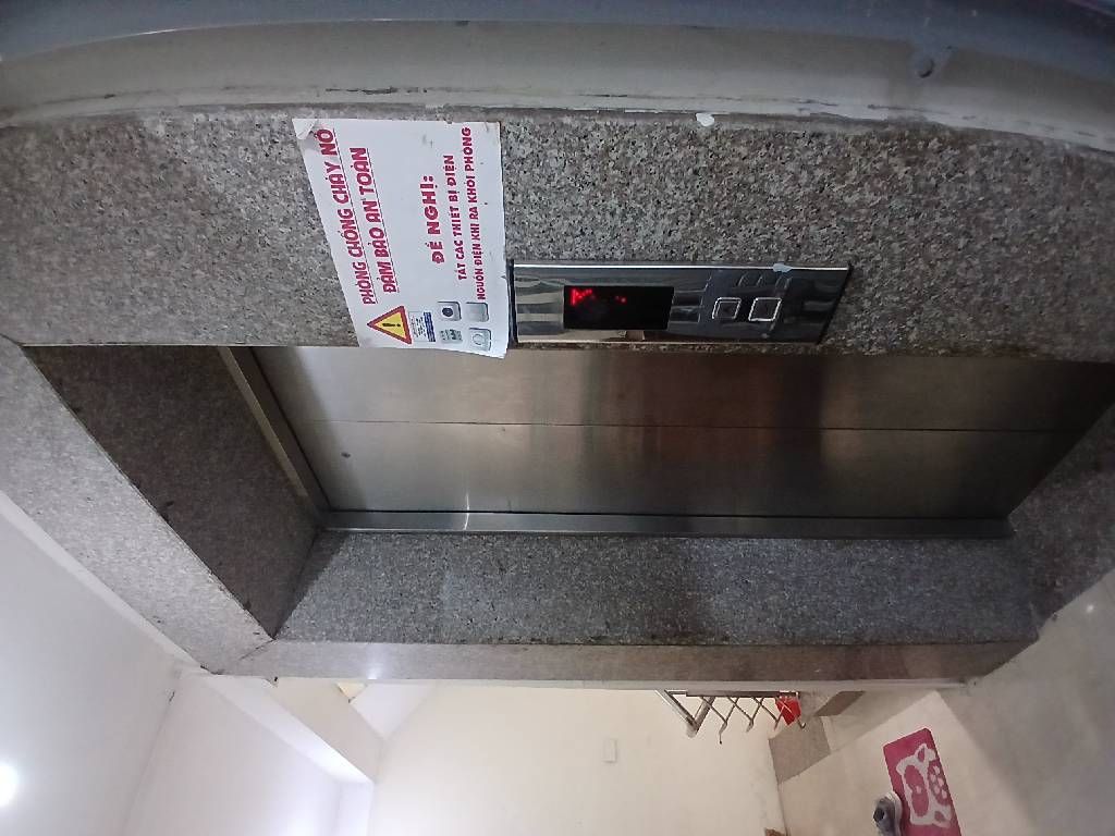 Bán nhà Vũ Tông Phan - diện tích 52m2 6 tầng - Căn hộ đầy đủ nội thất - giá 2,75 tỷ