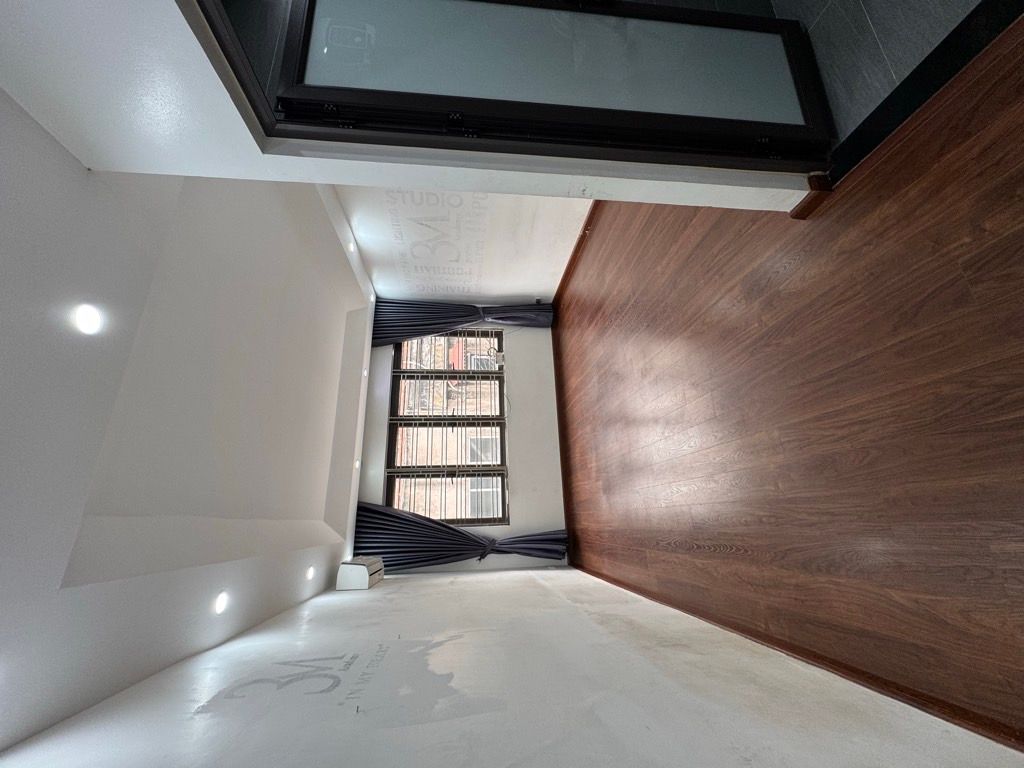 Bán nhà Kim Ngưu - diện tích 27m2 4 tầng - ô tô tránh - giá 13,9 tỷ