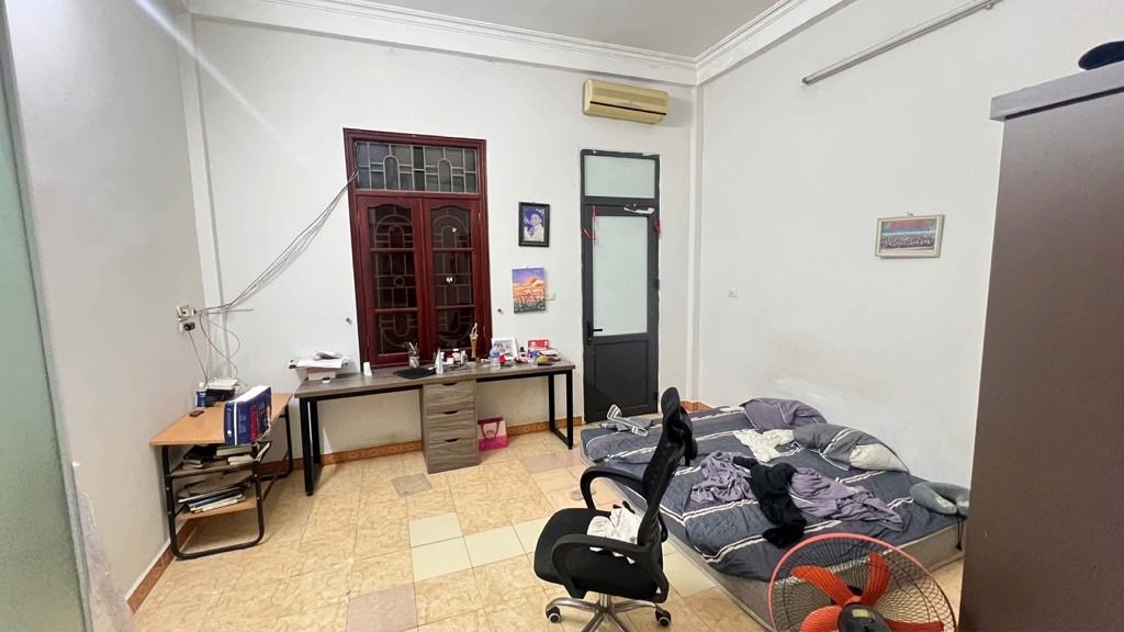 Bán nhà Phan Đình Giót - diện tích 52.6m2 4 tầng - Lô góc - giá 12,5 tỷ