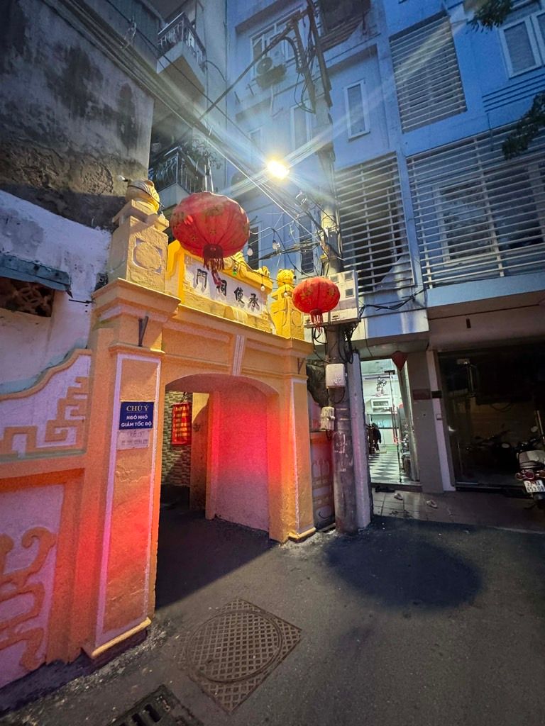 Bán nhà Chính Kinh - diện tích 52.3m2 6 tầng - Ô tô lý thuyết - giá 15,5 tỷ