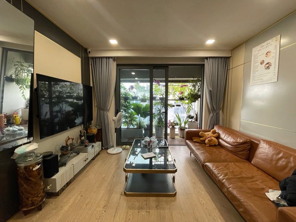 Bán nhà Vũ Trọng Phụng - diện tích 92m2 22 tầng - Lô góc thoáng sáng - giá 12,9 tỷ