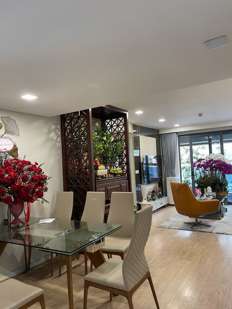 Bán nhà Vũ Trọng Phụng - diện tích 92m2 22 tầng - Lô góc thoáng sáng - giá 12,9 tỷ