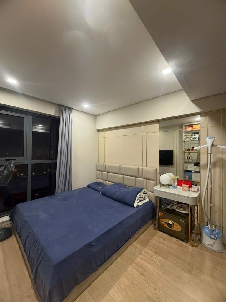 Bán nhà Vũ Trọng Phụng - diện tích 92m2 22 tầng - Lô góc thoáng sáng - giá 12,9 tỷ