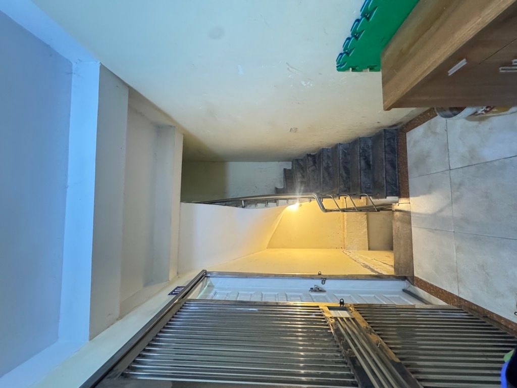 Bán nhà Hào Nam - diện tích 50m2 1 tầng - Căn hộ mới đẹp - giá 2,6 tỷ