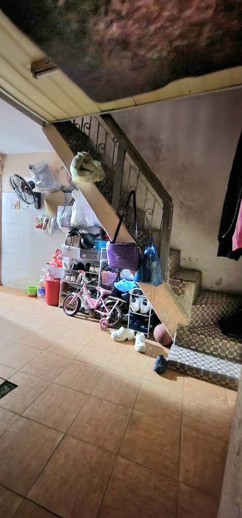 Bán nhà Trường Chinh - diện tích 24m2 3 tầng - Lô góc, ô tô tránh - giá 5 tỷ