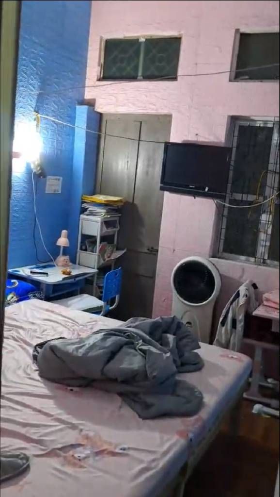 Bán nhà Trường Chinh - diện tích 24m2 3 tầng - Lô góc, ô tô tránh - giá 5 tỷ