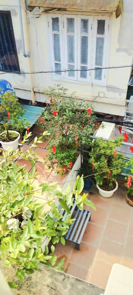 Bán nhà Bạch Mai - diện tích 82m2 2 tầng - ô tô đi qua nhà - giá 5 tỷ