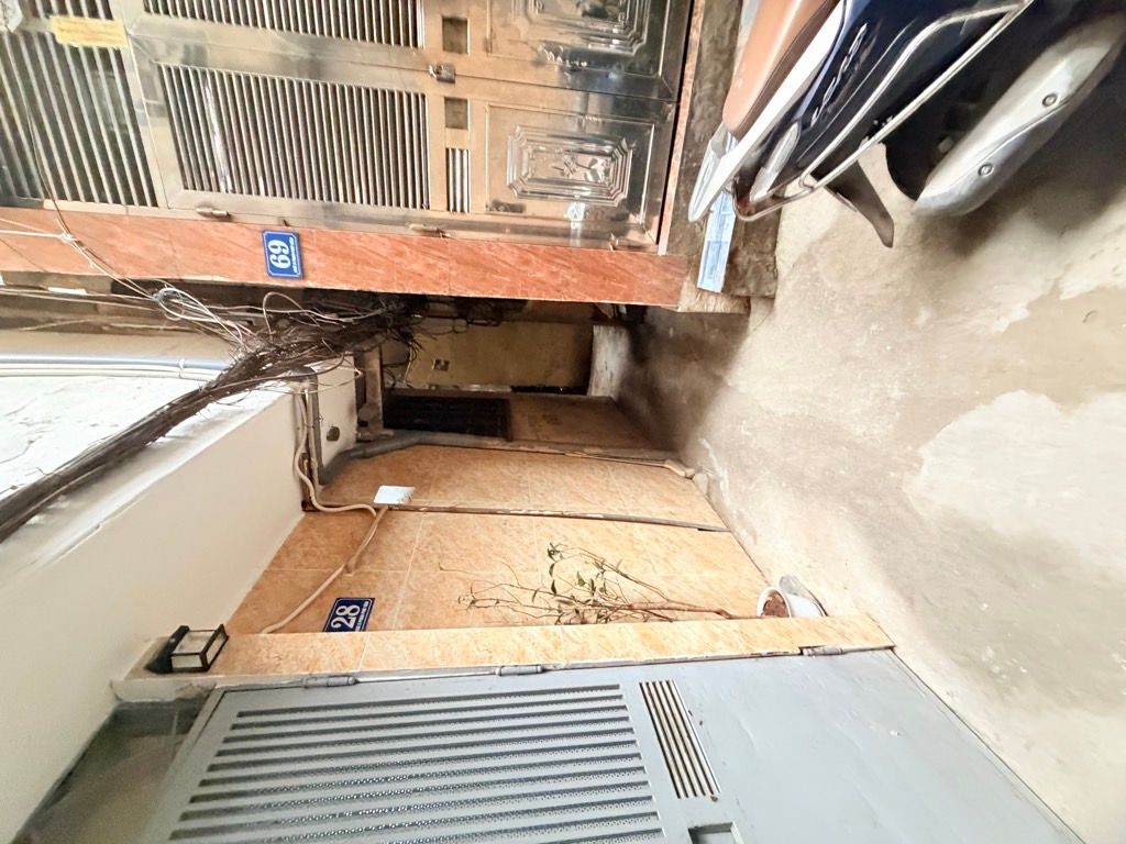 Bán nhà Phan Phù Tiên - diện tích 22,2m2 4 tầng - Nhà cực gần ô tô - giá 6,5 tỷ