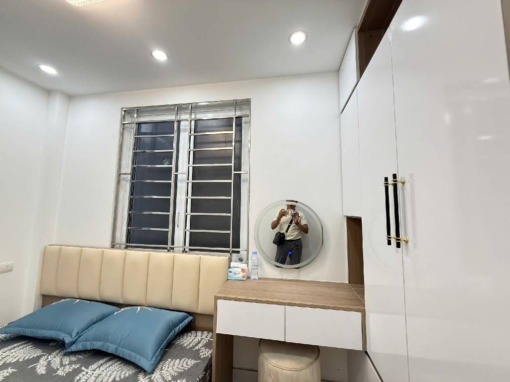 Bán nhà Minh Khai - diện tích 15,4m2 3 tầng - Lô góc, cực hiếm - giá 5 tỷ