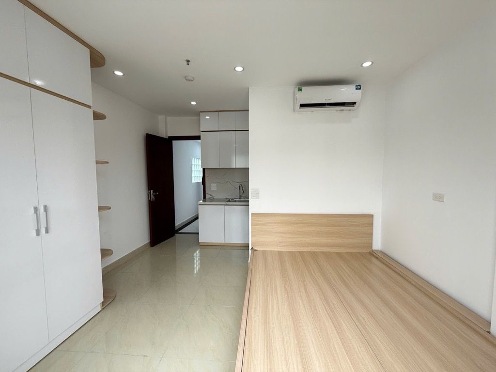 Bán nhà Kim Ngưu - diện tích 69m2 6 tầng - Nhà nhiều đường vào, có thể đi ngõ 184 Đê Trần Khất Chân - giá 14,5 tỷ