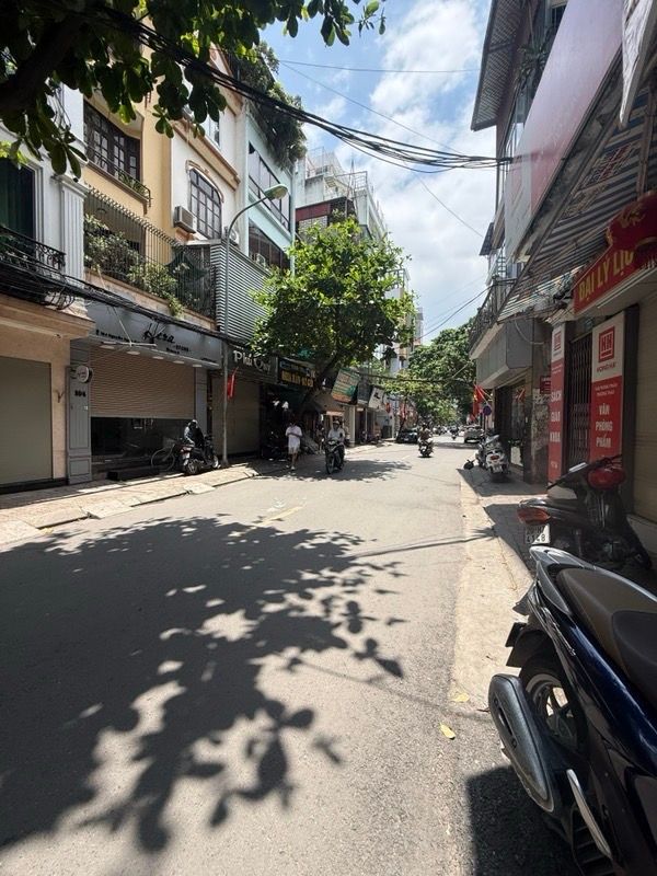 Bán nhà Nguyễn Ngọc Nại - diện tích 35.8m2 4 tầng - Kinh doanh sầm uất - giá 22,5 tỷ