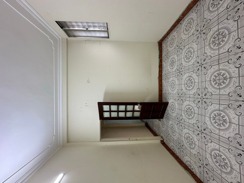 Bán nhà Nguyễn Ngọc Nại - diện tích 35.8m2 4 tầng - Kinh doanh sầm uất - giá 22,5 tỷ