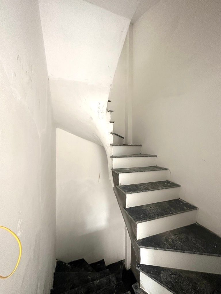 Bán nhà Đông Thiên - diện tích 28m2 5 tầng - Nhà xây mới, giá 4,9 tỷ