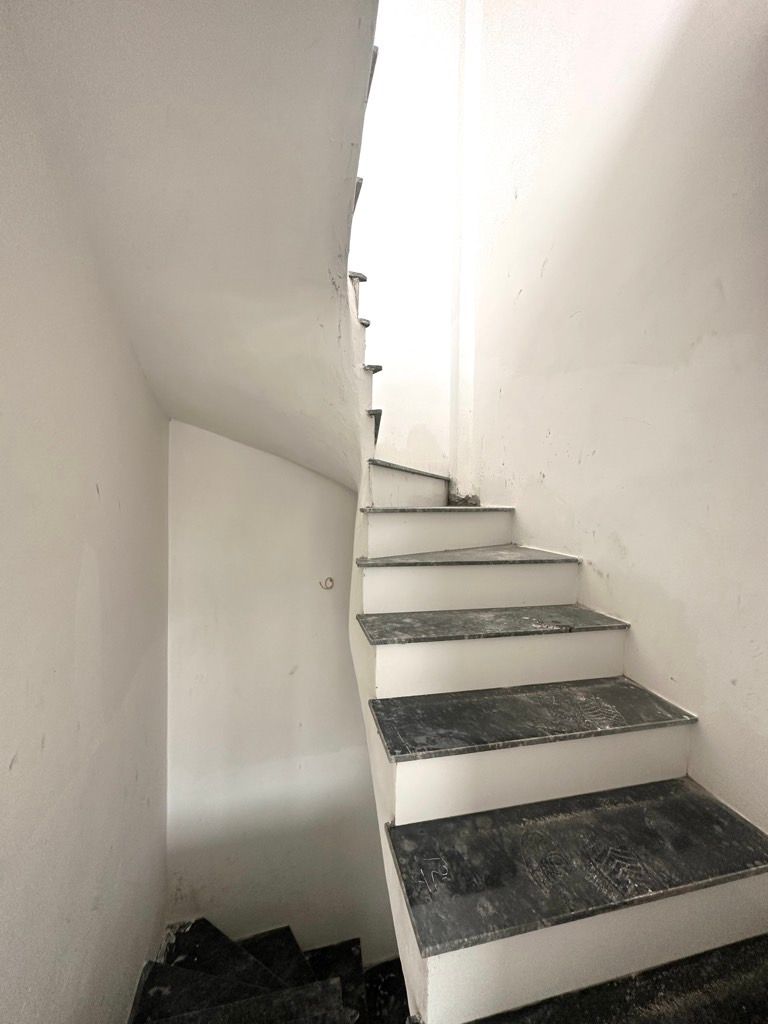 Bán nhà Đông Thiên - diện tích 25m2 5 tầng - Nhà xây mới, giá 4,9 tỷ