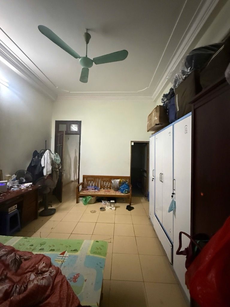 Bán nhà Trương Định - diện tích 33m2 4 tầng - Nhà dân xây - giá 8,5 tỷ