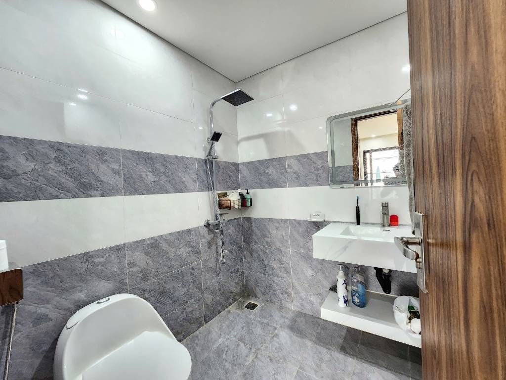 Bán nhà Ngõ 161 Pháp Vân - diện tích 92m2 29 tầng - Căn hộ đẹp - giá 7,1 tỷ