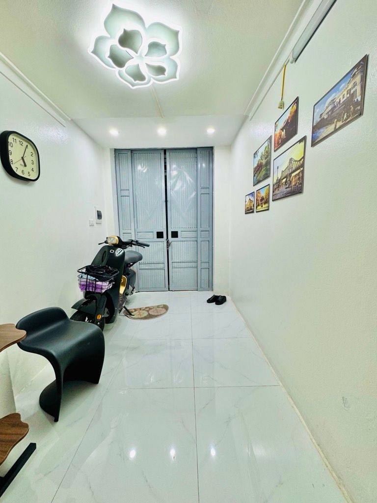 Bán nhà Dương Văn Bé - diện tích 15m2 3 tầng - nhà riêng nhỏ xinh - giá 2,5 tỷ