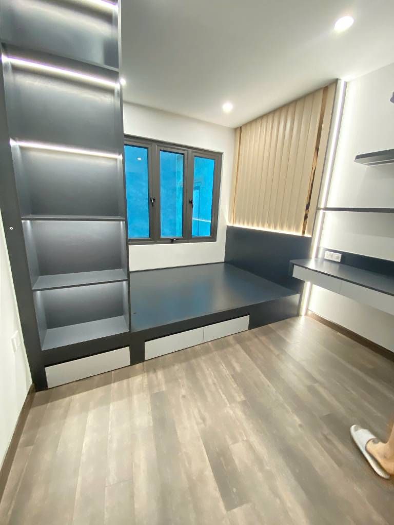 Bán nhà Lò Đúc - diện tích 52m2 6 tầng - Thang máy xịn sò - giá 15,5 tỷ