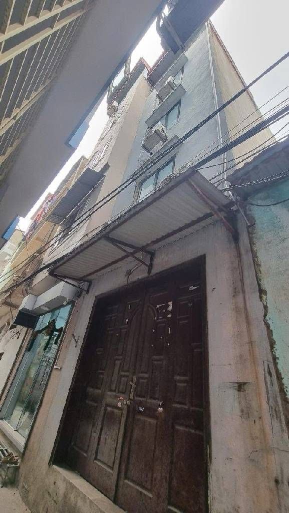 Bán nhà Quan Nhân - diện tích 42m2 5 tầng - Nhà dân xây chắc chắn, mặt tiền thoáng sáng - giá 9,5 tỷ