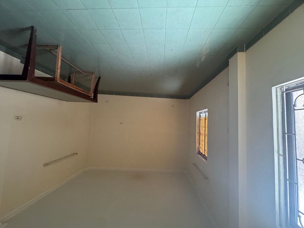 Bán nhà Minh Khai - diện tích 48m2 3 tầng - Lô góc 2 mặt thoáng - giá 11 tỷ