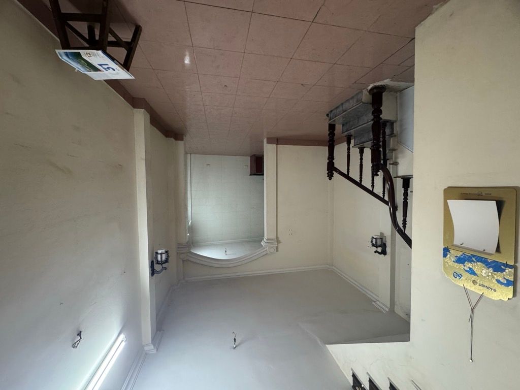 Bán nhà Minh Khai - diện tích 48m2 3 tầng - Lô góc 2 mặt thoáng - giá 11 tỷ