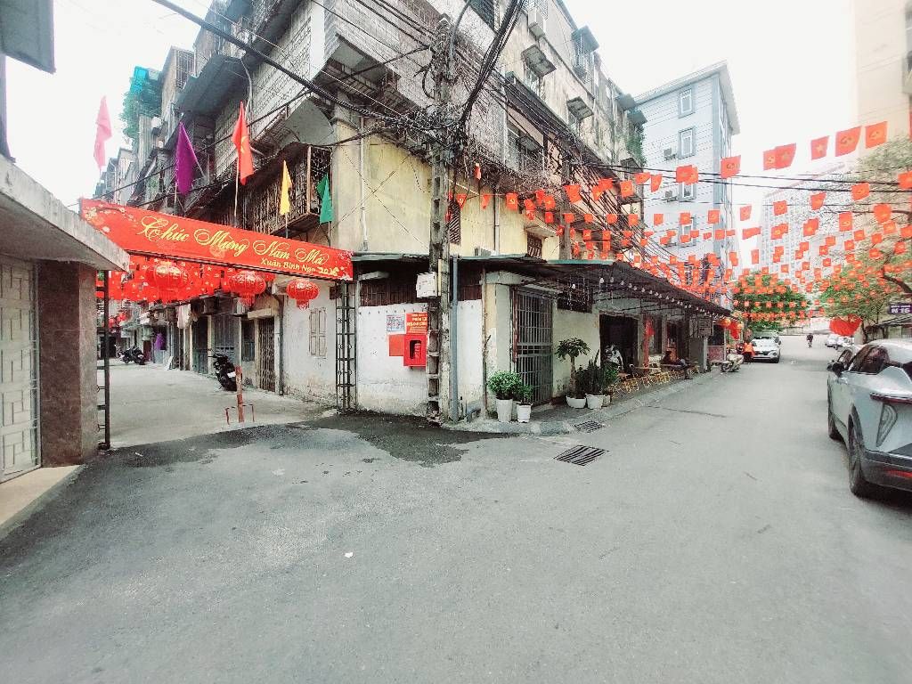 Bán nhà Hồng Hà - diện tích 46m2 1 tầng - Ô TÔ ĐỖ CỬA - giá 4,2 tỷ