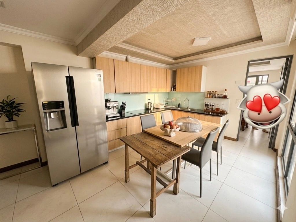 Bán nhà Lạc Trung - diện tích 49m2 3 tầng - Lô góc, ô tô đỗ cửa - giá 19 tỷ