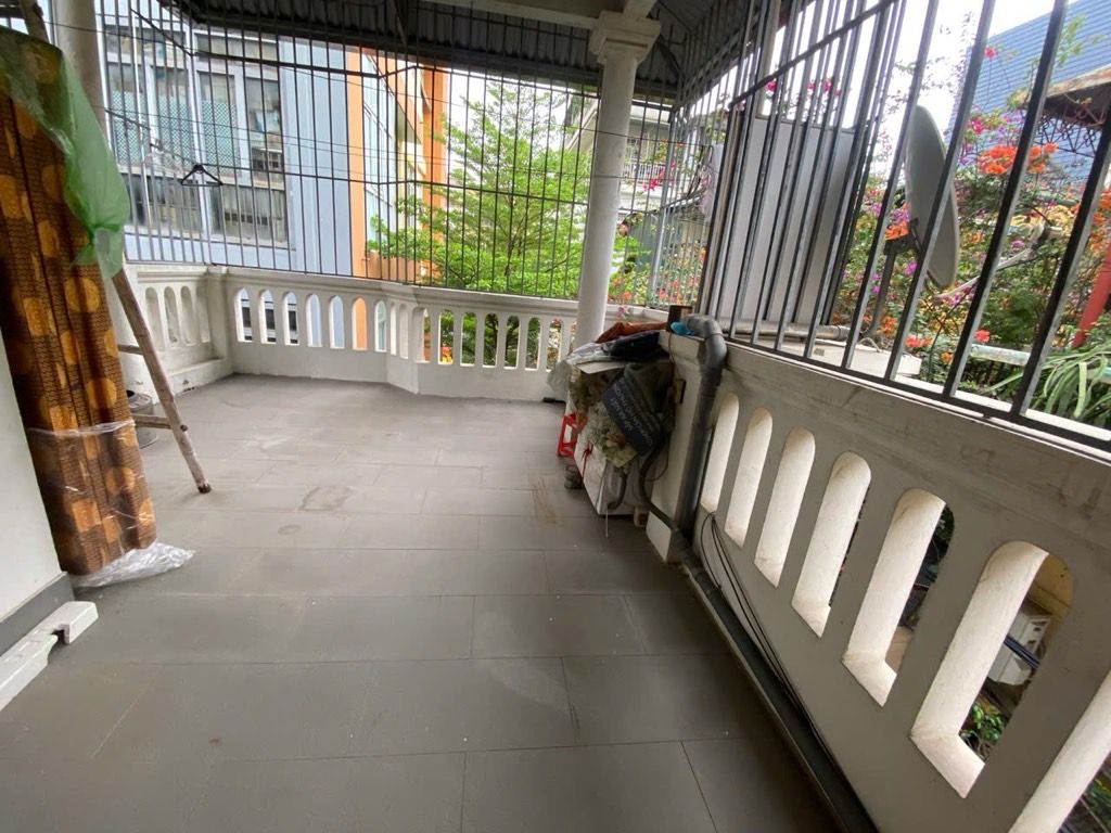 Bán nhà Lạc Trung - diện tích 49m2 3 tầng - Lô góc, ô tô đỗ cửa - giá 19 tỷ