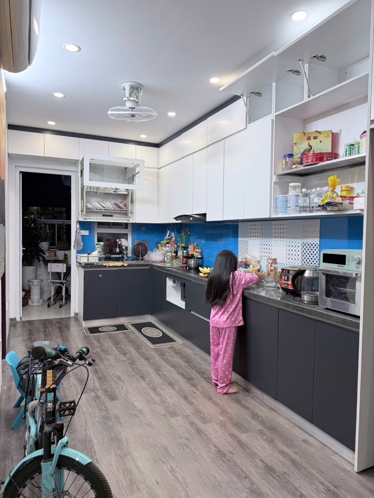 Bán nhà Nguyễn Xiển - diện tích 65.1m2 1 tầng - Nhà vẫn mới tinh, chỉ việc xách vali về ở - giá 4,8 tỷ