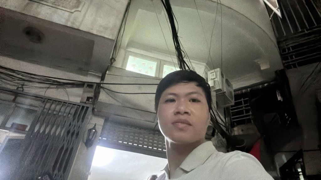 Bán nhà Thịnh Quang - diện tích 11,4m2 6 tầng - ô tô đỗ gần - giá 3,2 tỷ