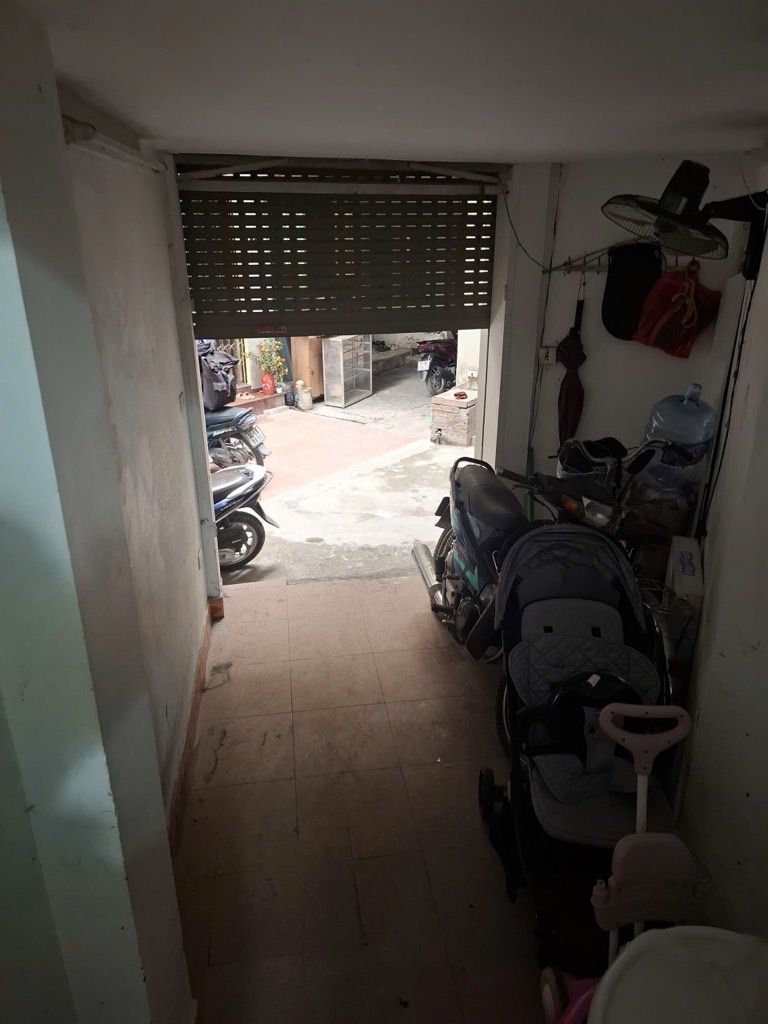 Bán nhà Thịnh Quang - diện tích 11,4m2 6 tầng - ô tô đỗ gần - giá 3,2 tỷ