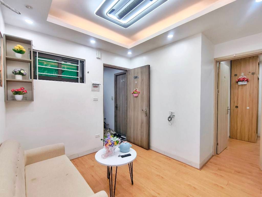 Bán nhà Đê La Thành - diện tích 35m2 1 tầng - thang máy - giá 1,9 tỷ