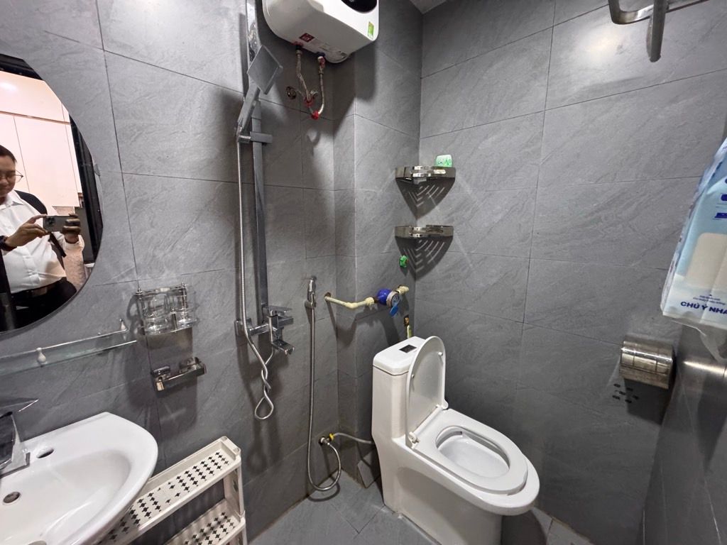 Bán nhà Minh Khai - diện tích 55m2 5 tầng - Thang máy - giá 14 tỷ