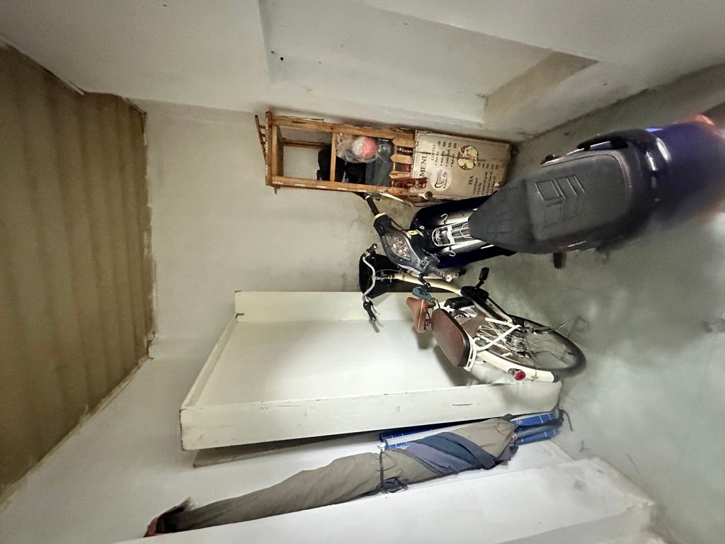 Bán nhà Cát Linh - diện tích 36,5m2 2 tầng - vị trí HOT Đống Đa - giá 6,3 tỷ